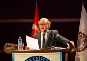 Eğitim Gönüllüleri Şiir Resitali'nde buluştu